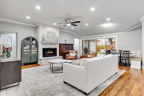 $725,000 | 317 Woodcrest Drive, Richardson, TX 75080