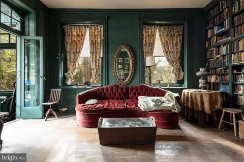 $1,400,000 | 8221 Seminole Street, Philadelphia, PA 19118