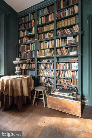 $1,400,000 | 8221 Seminole Street, Philadelphia, PA 19118