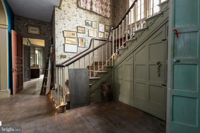 $1,400,000 | 8221 Seminole Street, Philadelphia, PA 19118