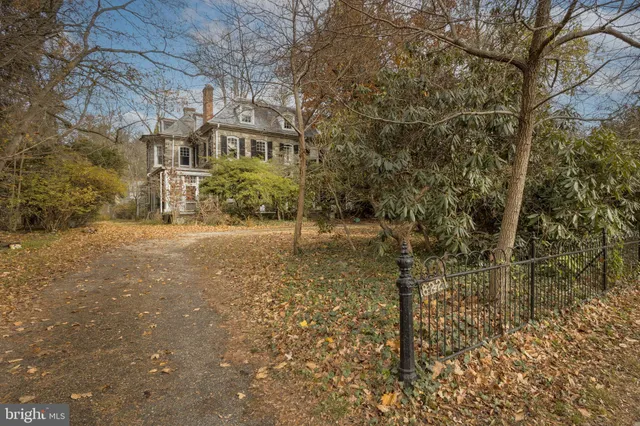 $1,400,000 | 8221 Seminole Street, Philadelphia, PA 19118