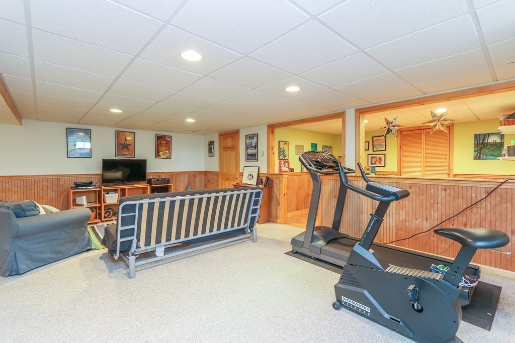 2 Pueblo Road Medfield, MA 02052 - Photo 20 of 30 Gallery Image 20