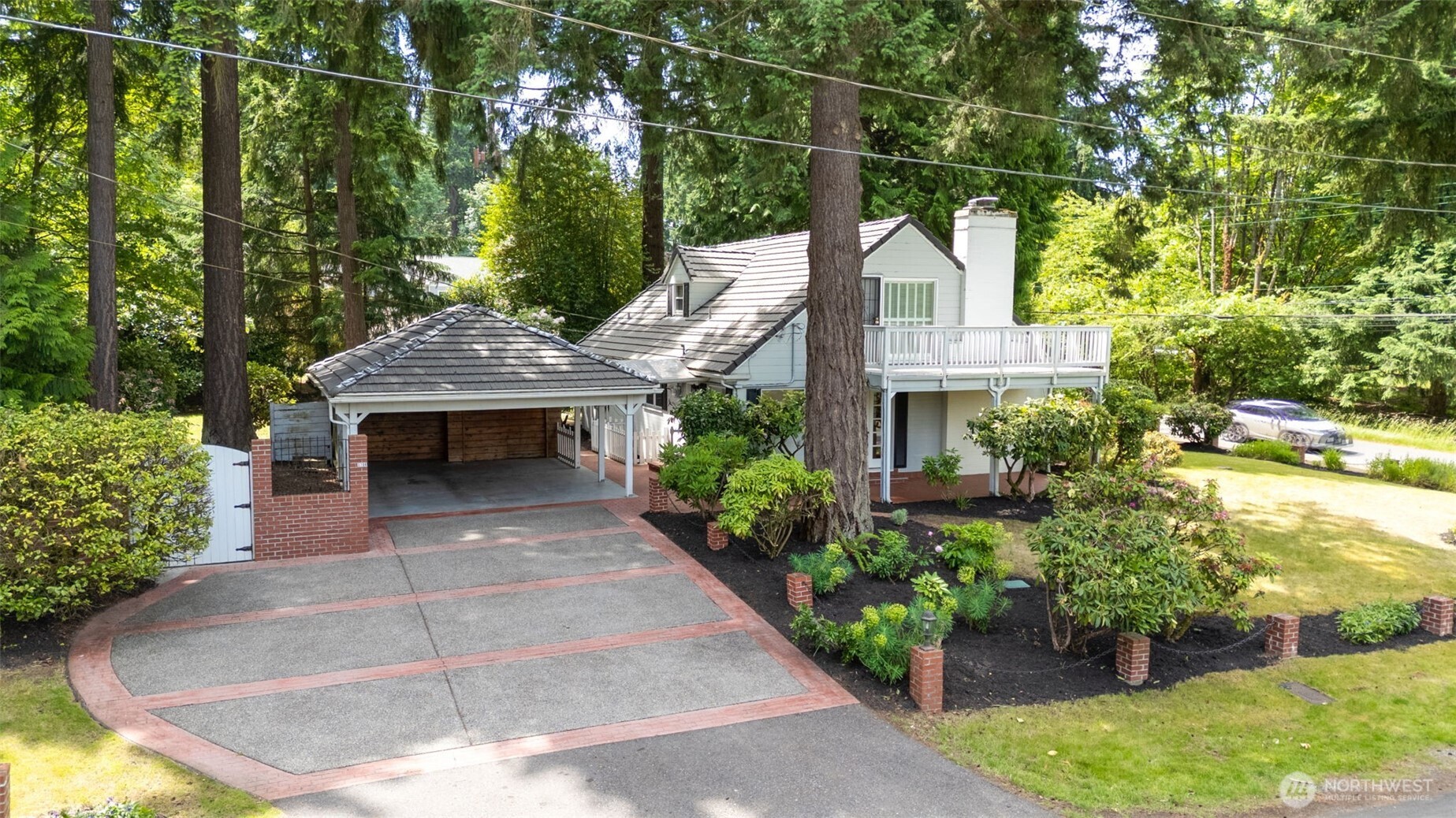 3706 84th Avenue Southeast Mercer Island, WA 98040 - Photo 29 of 38 a front view of a house with a yard