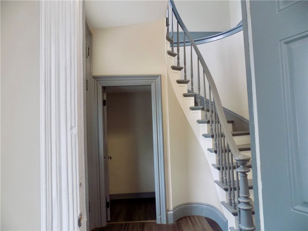 56 Vinton Street Providence, RI 02909 - Photo 2 of 39