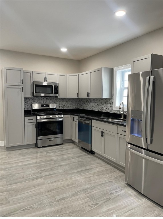 56 Vinton Street Providence, RI 02909 - Photo 3 of 39