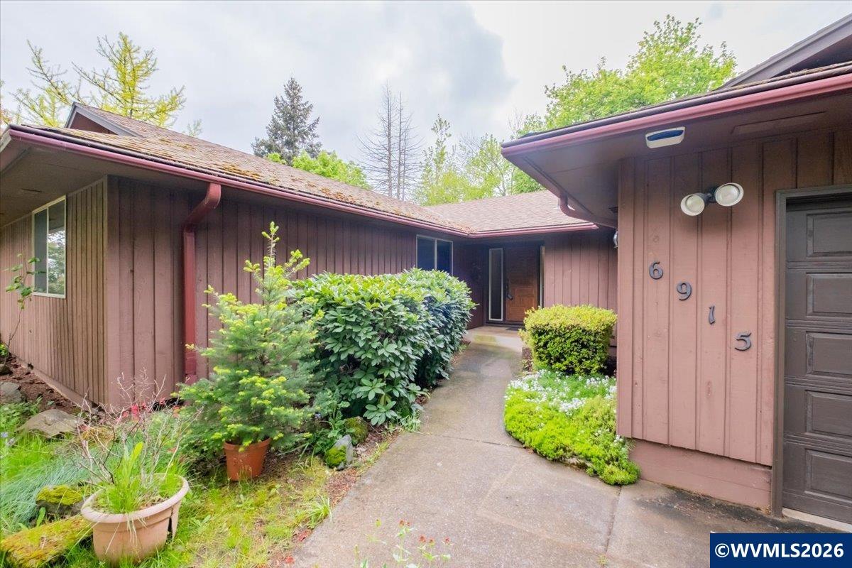 6915 Riva Ridge Drive Southeast Turner, OR 97392 - Photo 3 of 42 Gallery Image 3