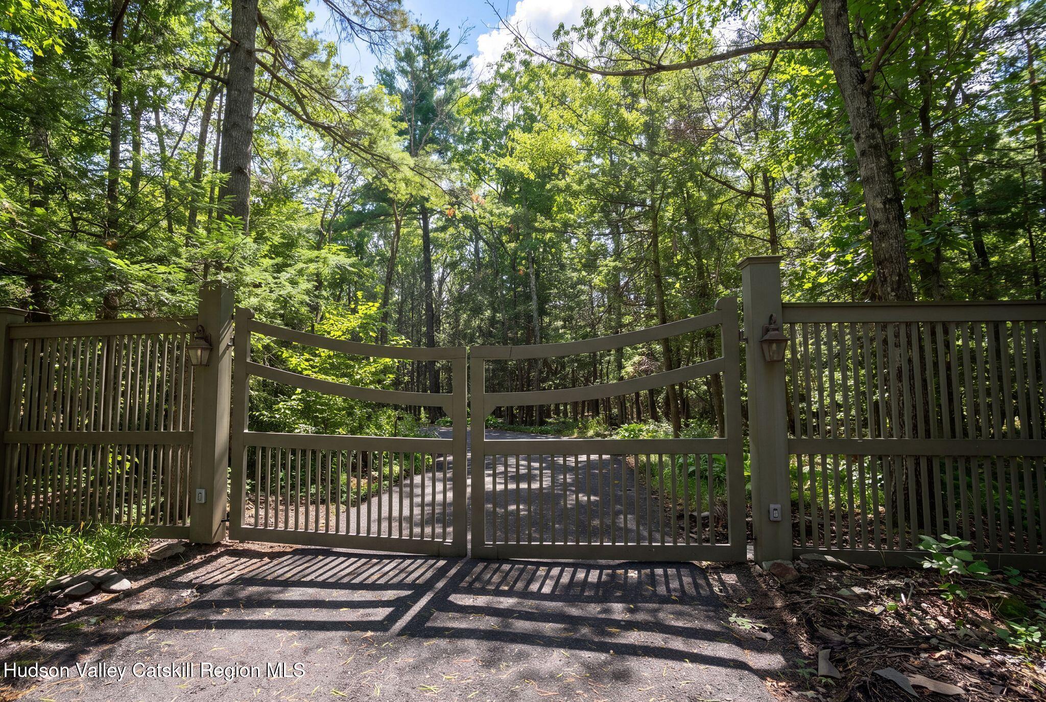 9 Estate Road Saugerties, NY 12477 - Photo 47 of 54 44