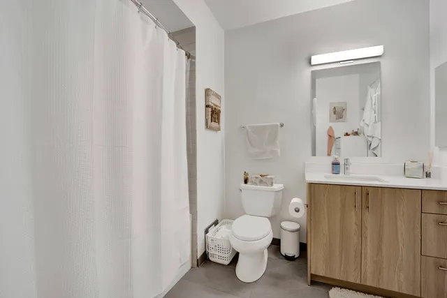 $3,325 | 350 North Canal Street, Unit 1109, Chicago, IL 60606