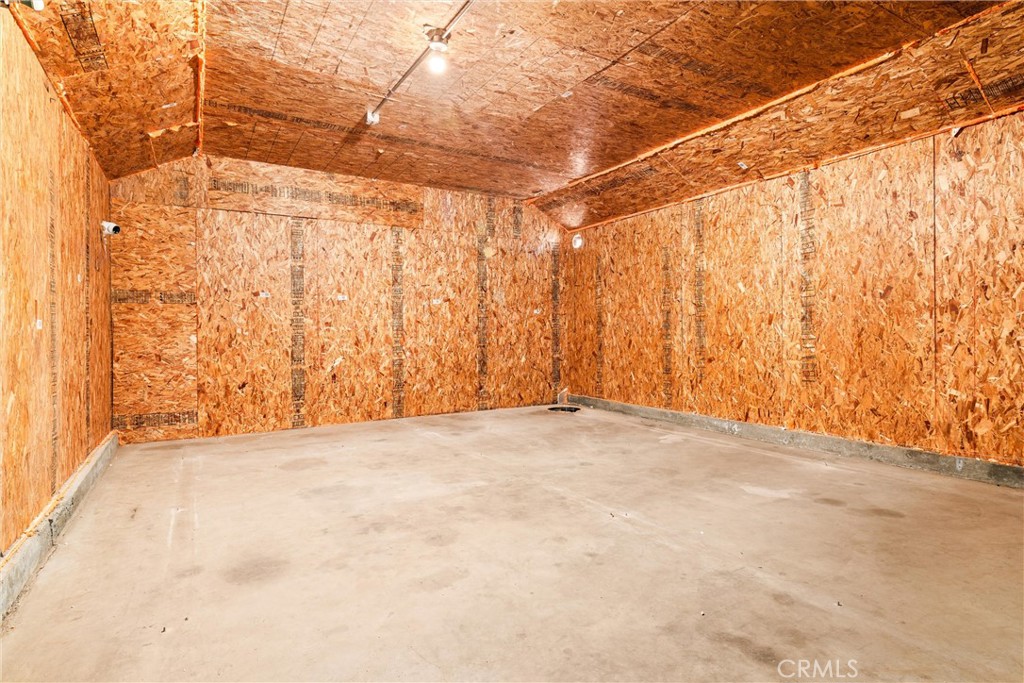 4225 Alcot Trail Frazier Park, CA 93225 - Photo 29 of 31 a view of an empty room