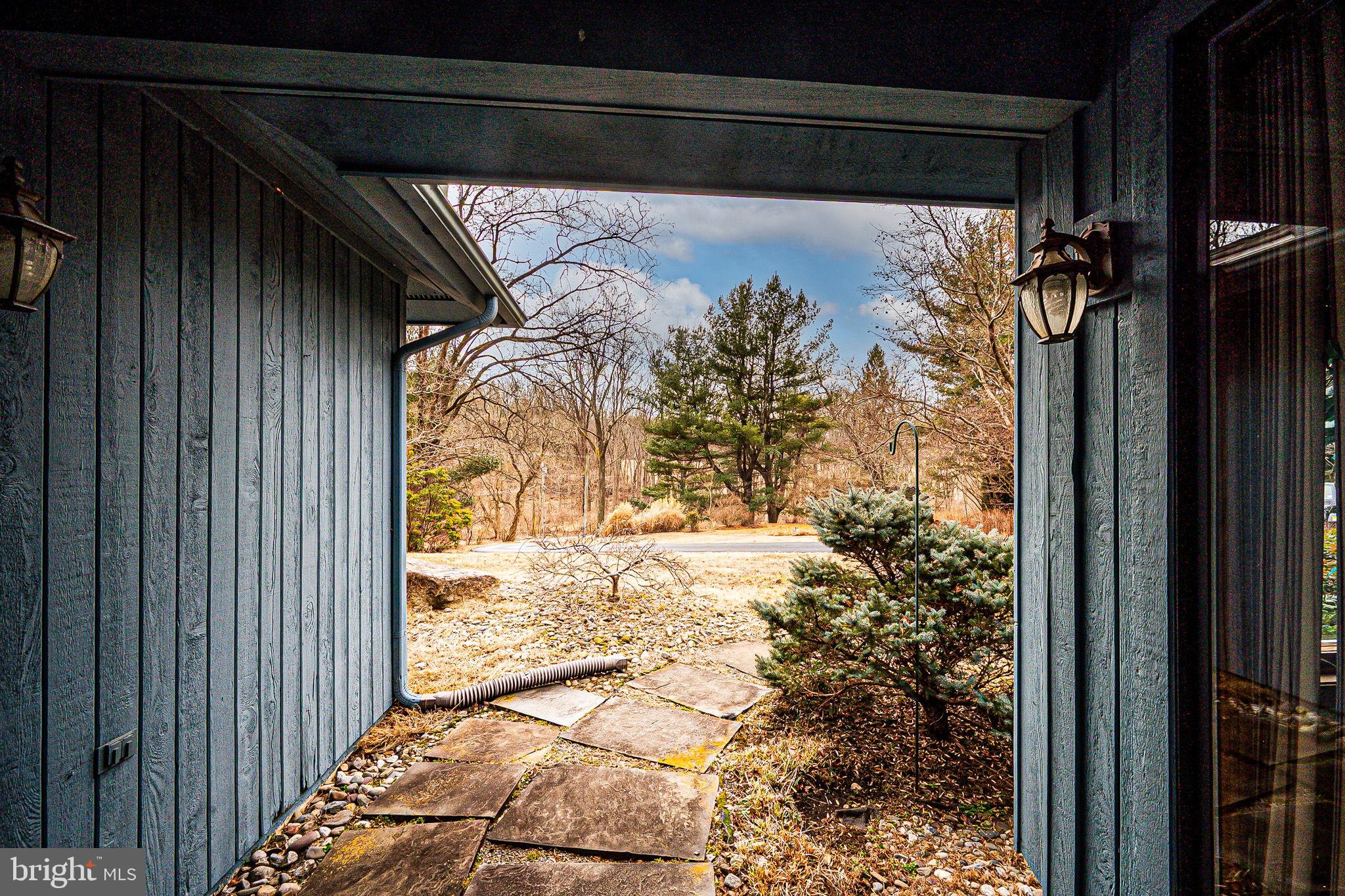 53 Bullock Road Chadds Ford, PA 19317 - Photo 41 of 65 a view of a pathway of a house