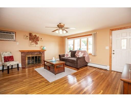 9 Herrick Road Peabody, MA 01960 - Photo 3 of 24