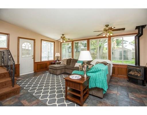 9 Herrick Road Peabody, MA 01960 - Photo 10 of 24