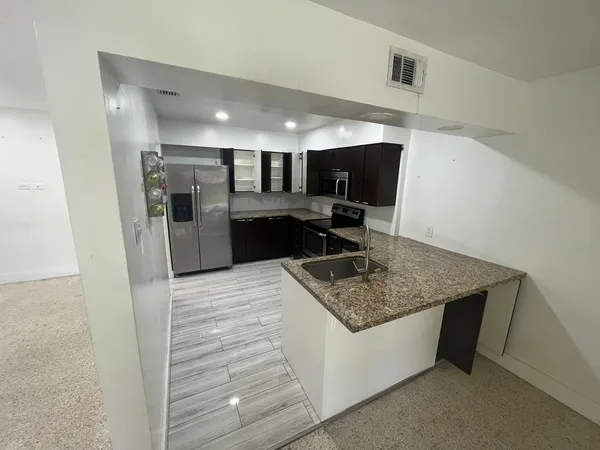 $2,900 | 17131 Northwest 44th Avenue, Miami Gardens, FL 33055