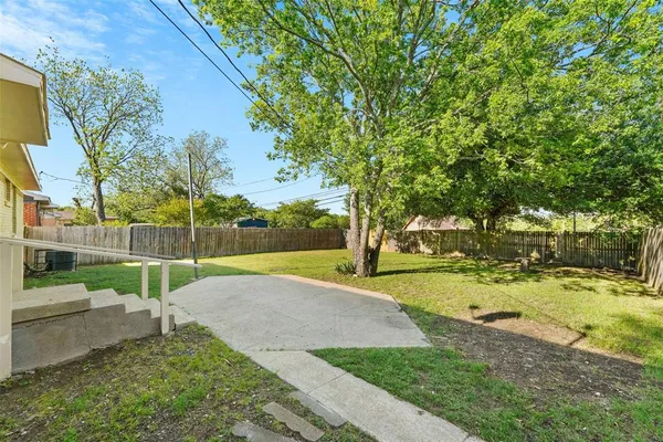 $255,000 | 7421 Woodshire Drive, Dallas, TX 75232