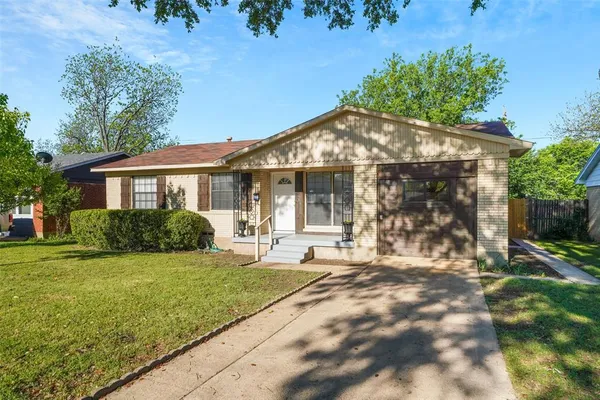 $255,000 | 7421 Woodshire Drive, Dallas, TX 75232