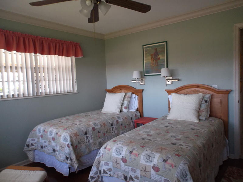 248 Rio Vista Circle Atlantis, FL 33462 - Photo 23 of 37 Guest Bdrm II