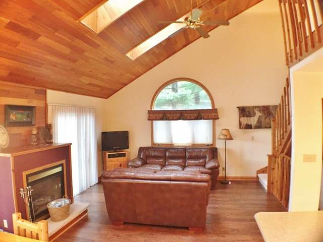 3843 Spur Lane Rhinelander, WI 54501 - Photo 4 of 20 Gallery Image 4