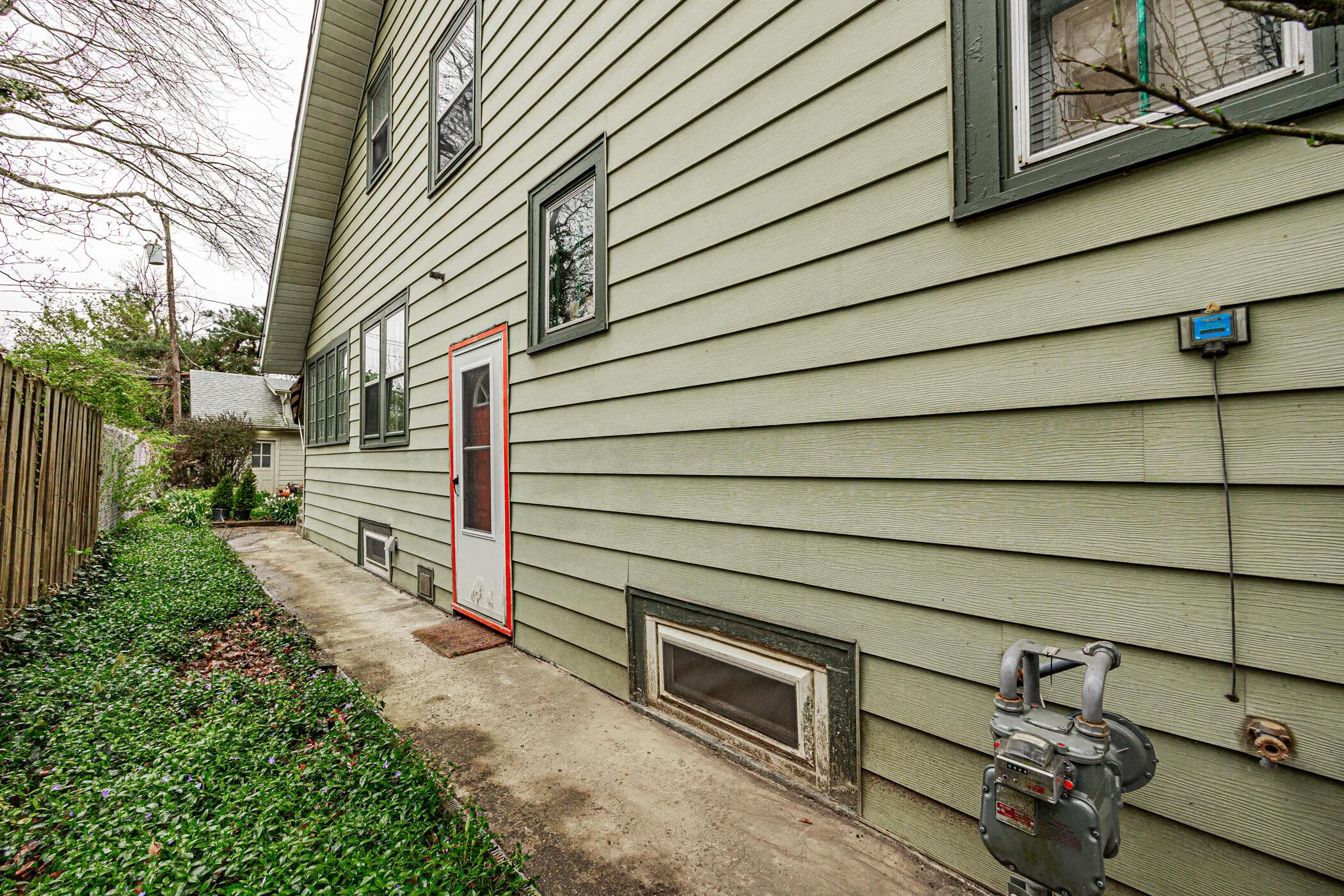 147 Chatham Road Columbus, OH 43214 - Photo 33 of 79 147 Chatham Rd 033