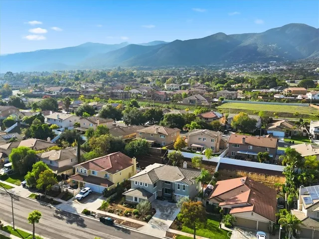 $921,000 | 1388 Roadrunner Drive, Corona, CA 92881