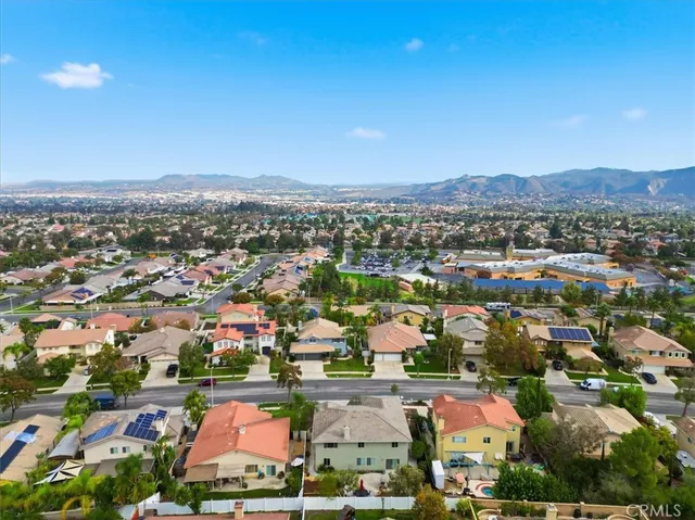 $921,000 | 1388 Roadrunner Drive, Corona, CA 92881