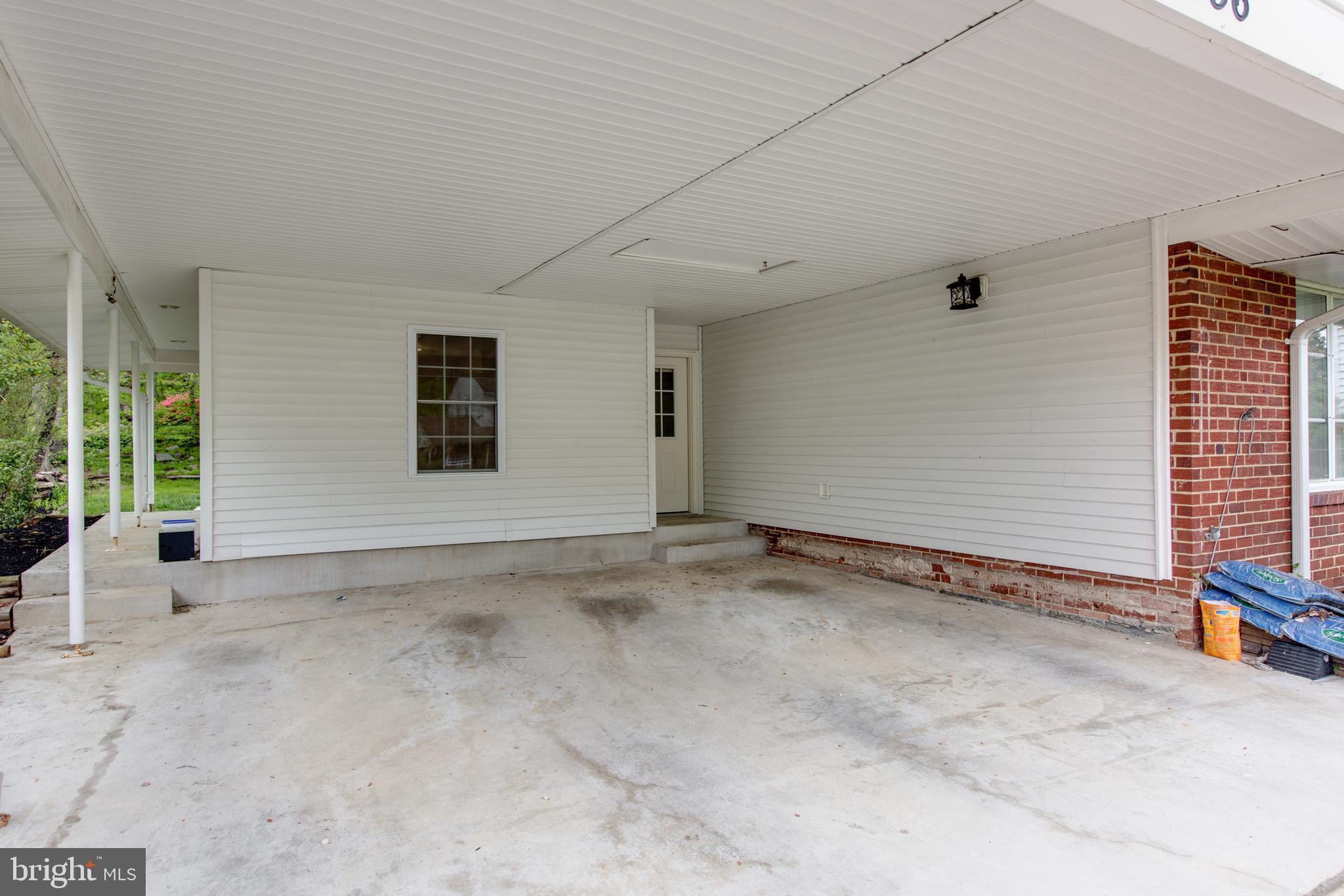 3156 Castleleigh Road Silver Spring, MD 20904 - Photo 5 of 52