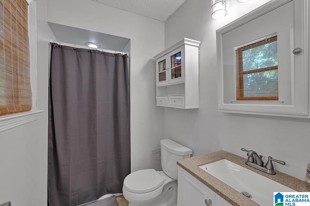 1456 Farmington Road Birmingham, AL 35235 - Photo 12 of 22