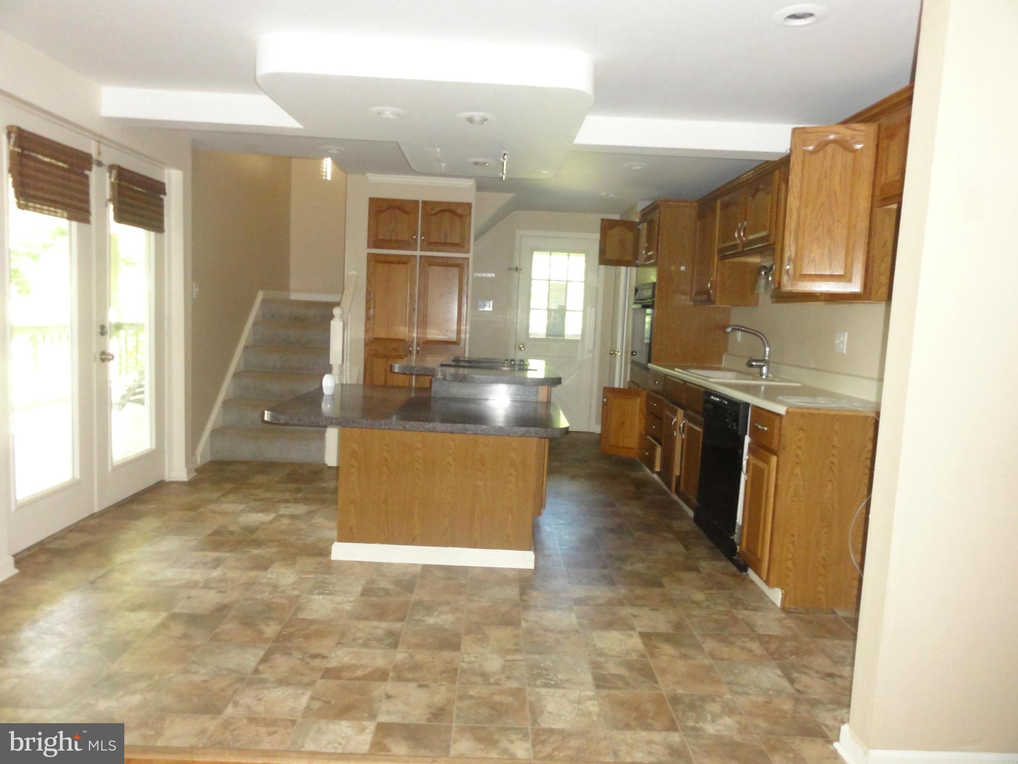6546 Howellsville Road Front Royal, VA 22630 - Photo 13 of 26 Kitchen