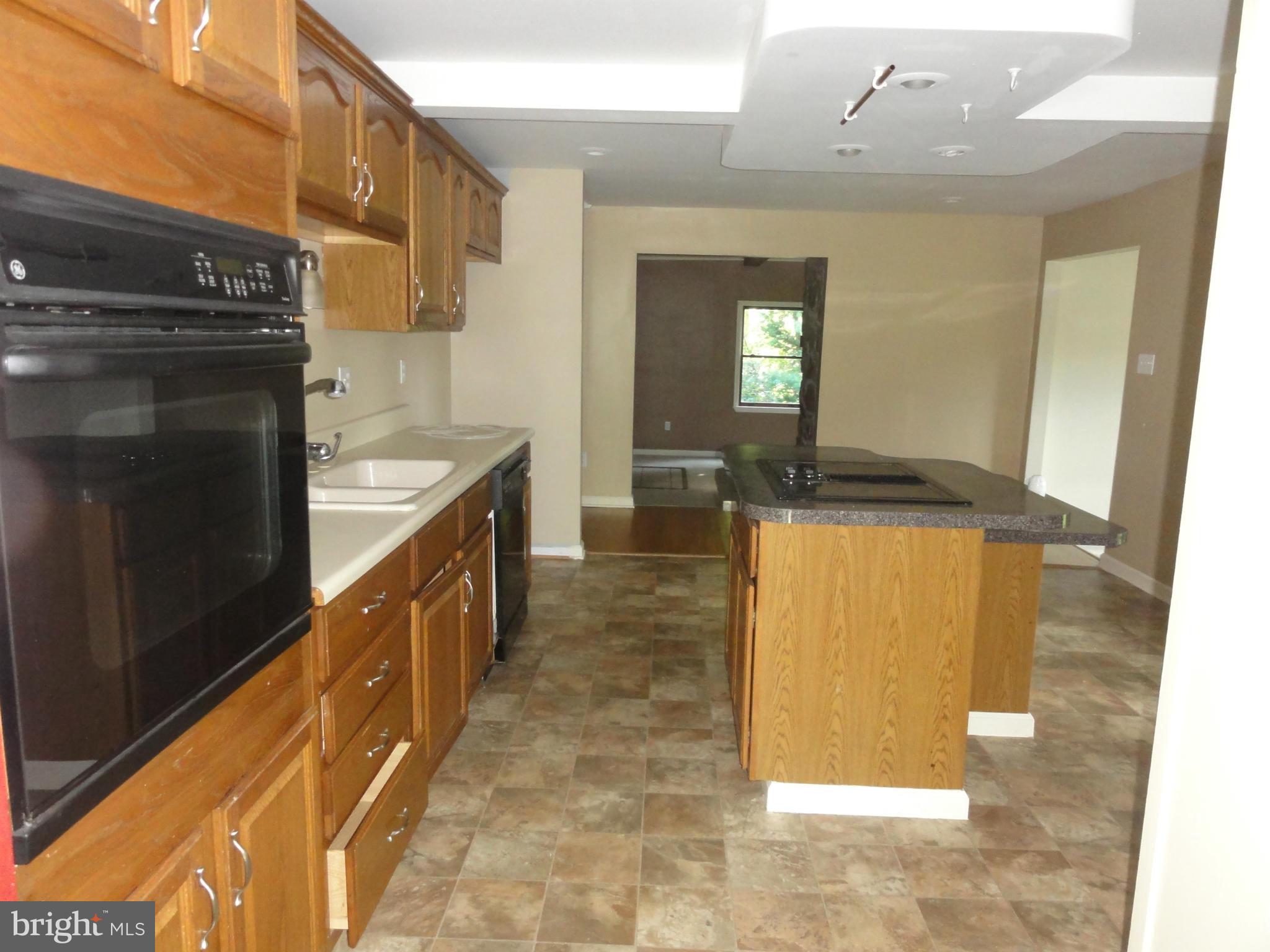 6546 Howellsville Road Front Royal, VA 22630 - Photo 14 of 26 Kitchen