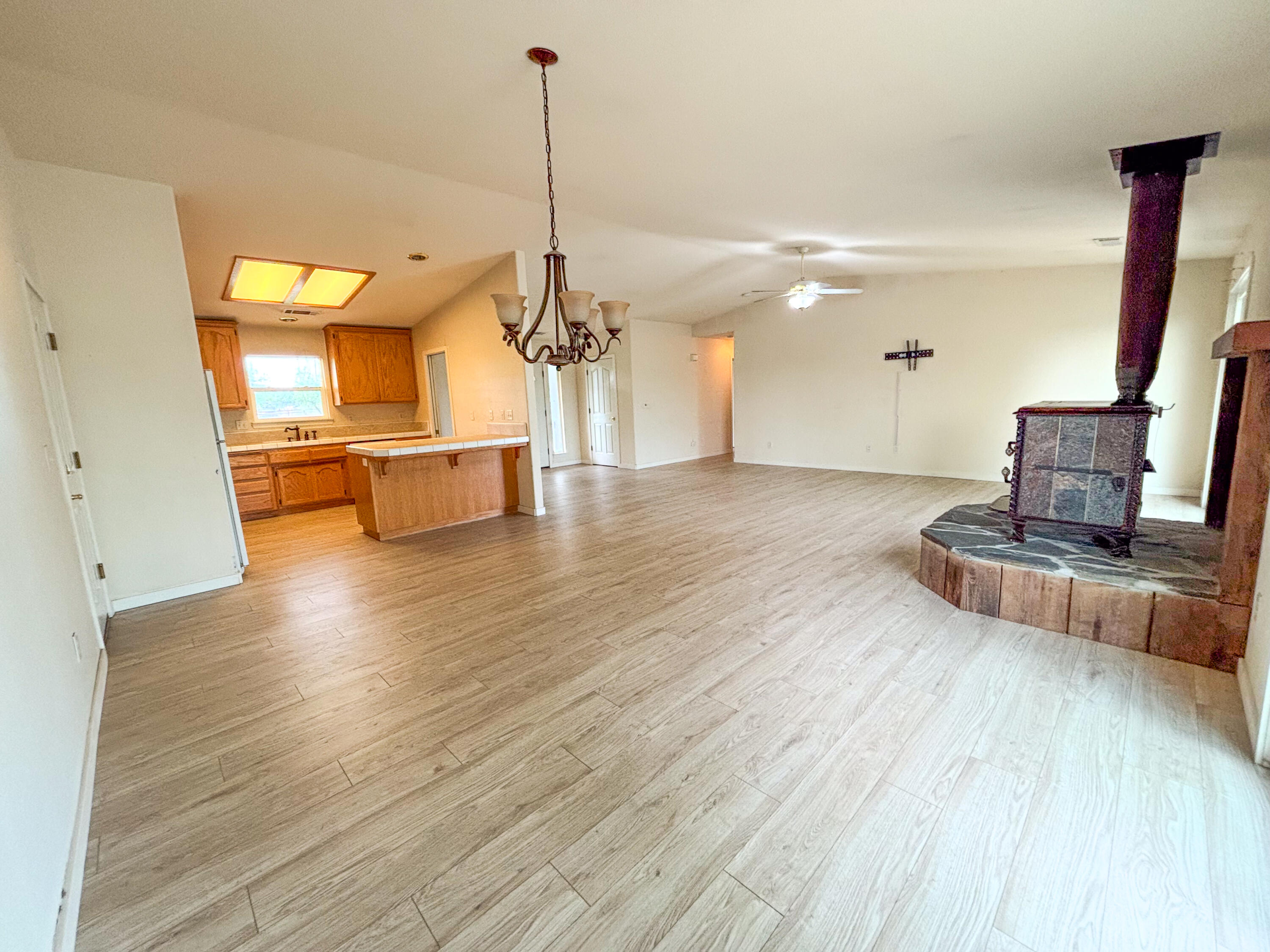 22405 Venzke Road Cottonwood, CA 96022 - Photo 11 of 43 VENZKE RD HOUSE-3716