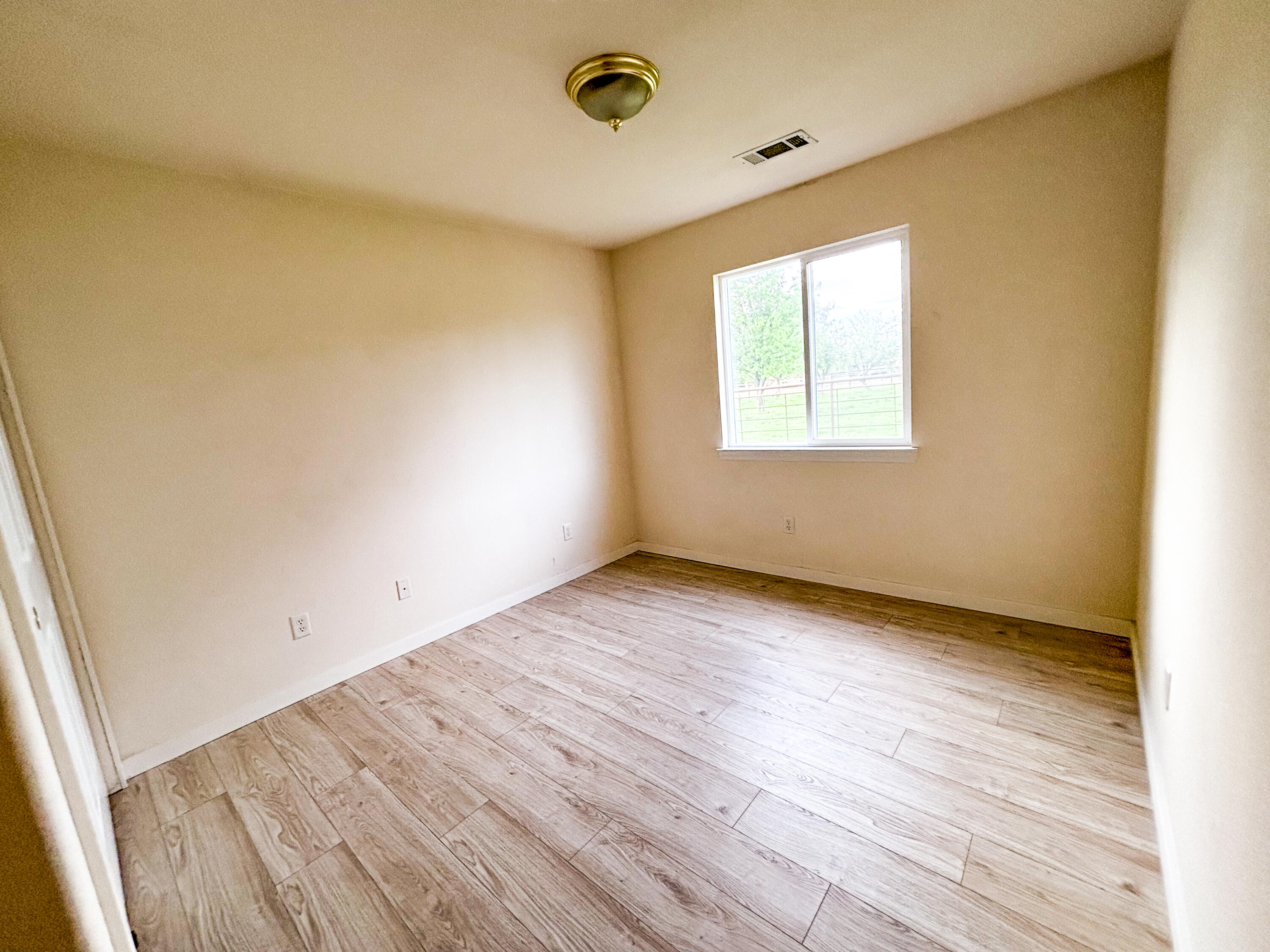 22405 Venzke Road Cottonwood, CA 96022 - Photo 27 of 43 VENZKE RD HOUSE-3707