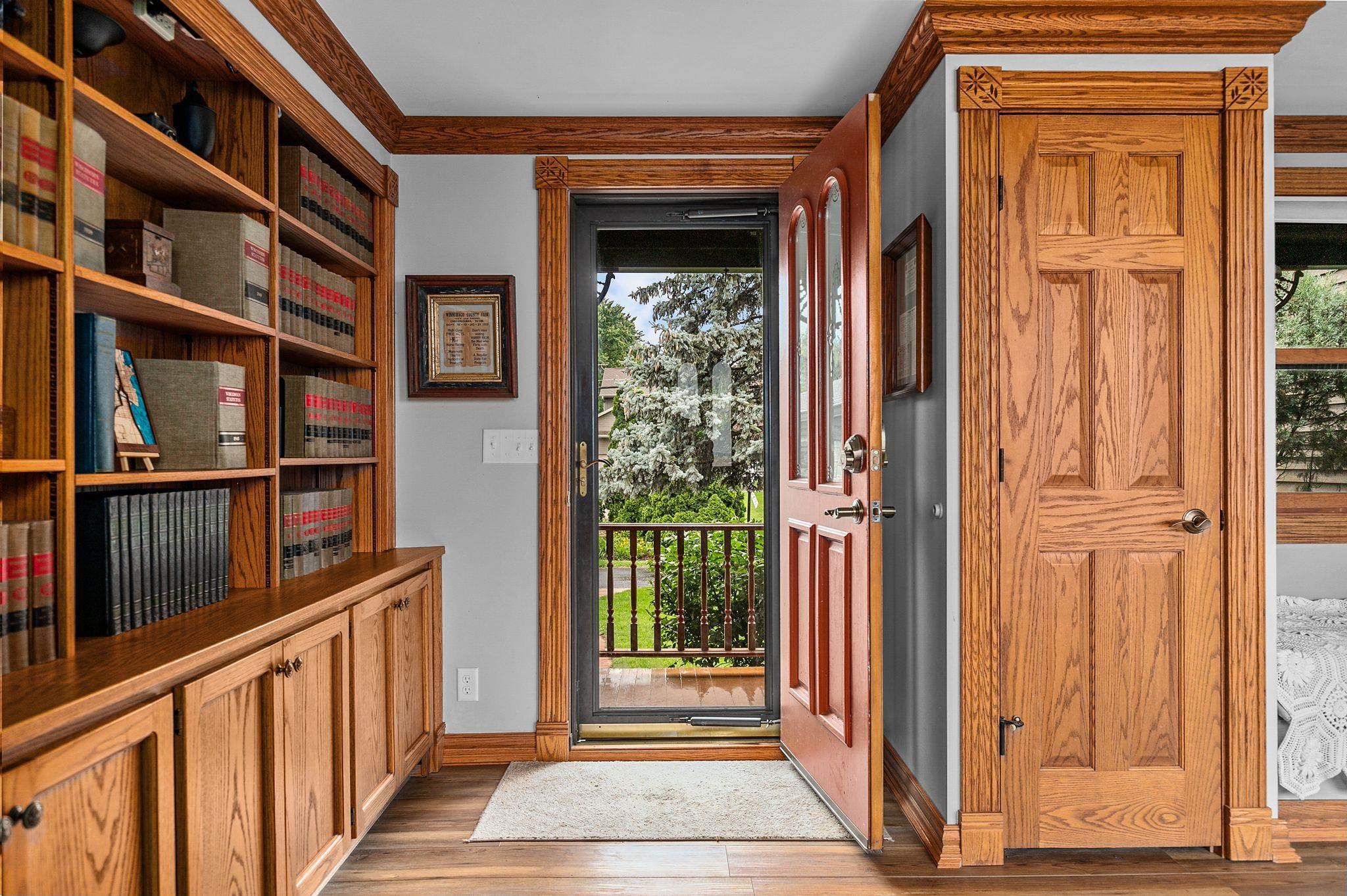 2346 Hickory Lane Oshkosh, WI 54901 - Photo 25 of 73