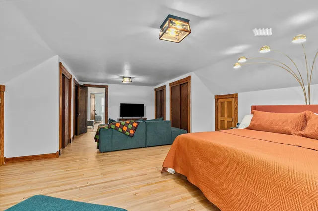 $799,900 | 2346 Hickory Lane, Oshkosh, WI 54901