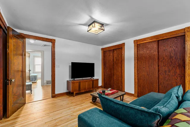 $799,900 | 2346 Hickory Lane, Oshkosh, WI 54901