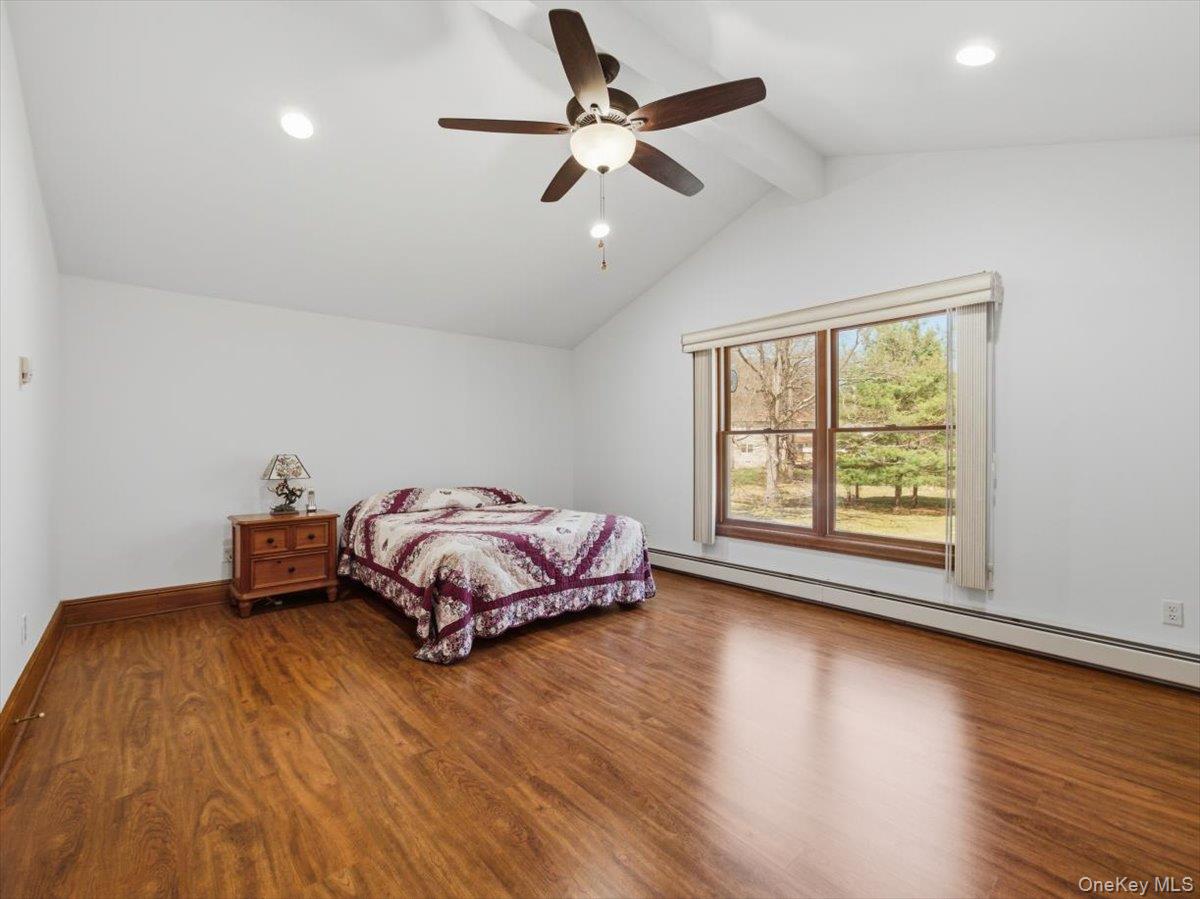 311 Gate Hill Coop Road Stony Point, NY 10980 - Photo 24 of 42 Spacious room with vaulted ceilings and recessed lighting