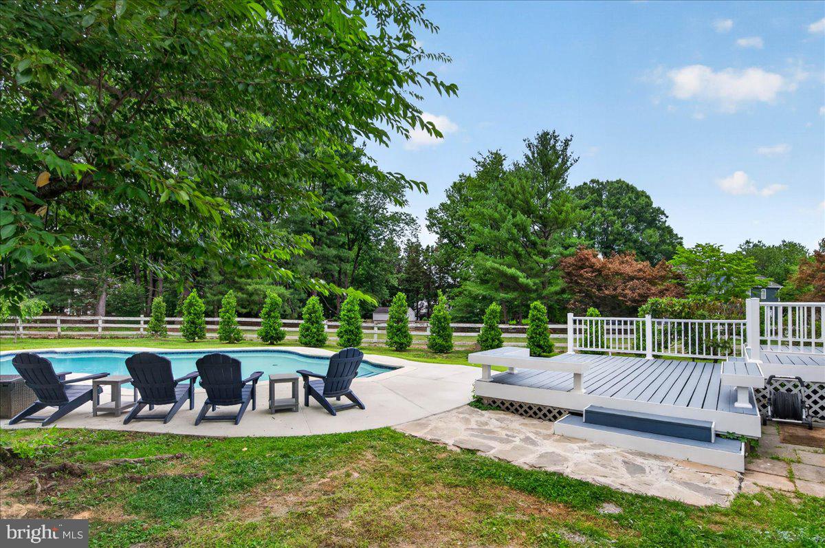 11057 Bishopsgate Court Reston, VA 20194 - Photo 59 of 72 Flagstone Patio