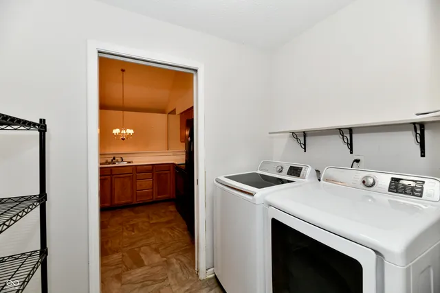 $160,000 | 7415 Chapel Villas Drive, Unit B, Indianapolis, IN 46214