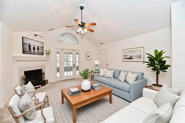 $160,000 | 7415 Chapel Villas Drive, Unit B, Indianapolis, IN 46214