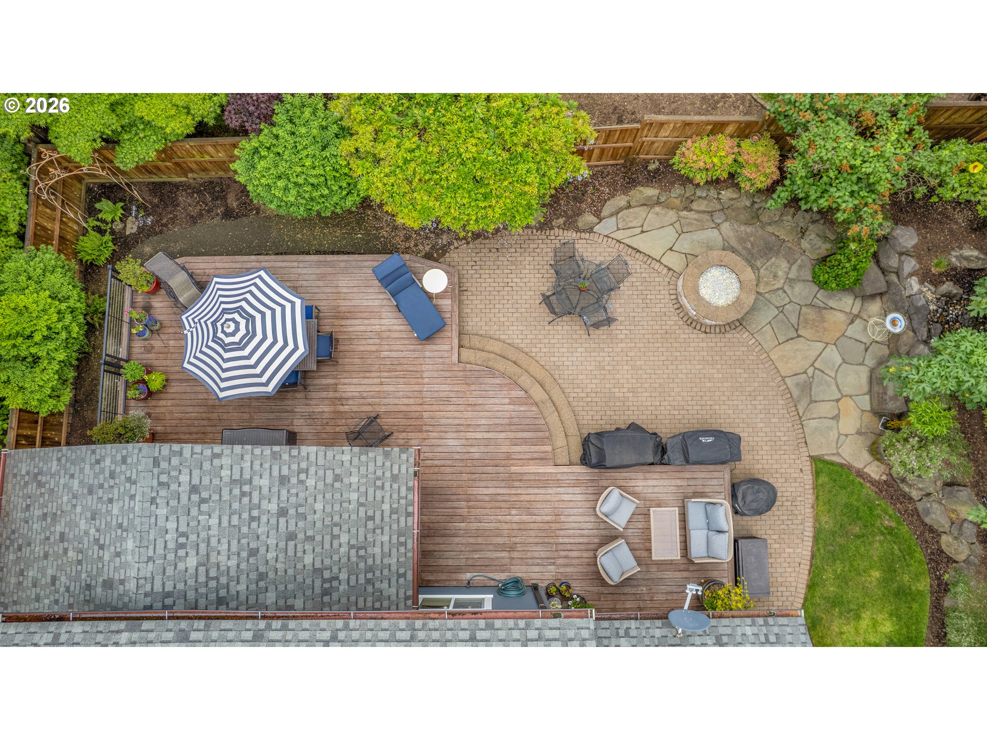 3842 Southwest Coronado Street Portland, OR 97219 - Photo 10 of 48
