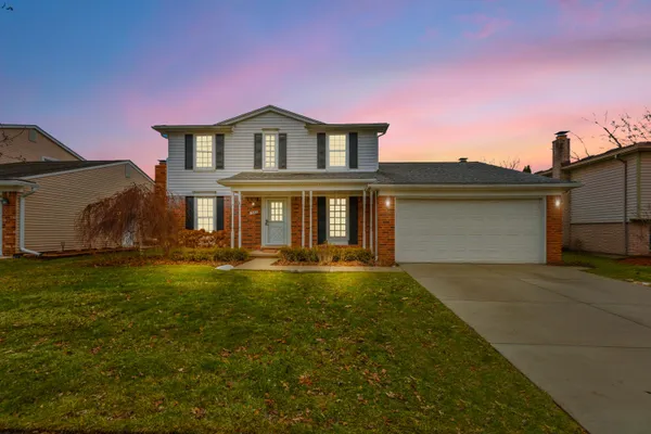 $385,000 | 1550 Copeland Circle, Canton, MI 48187