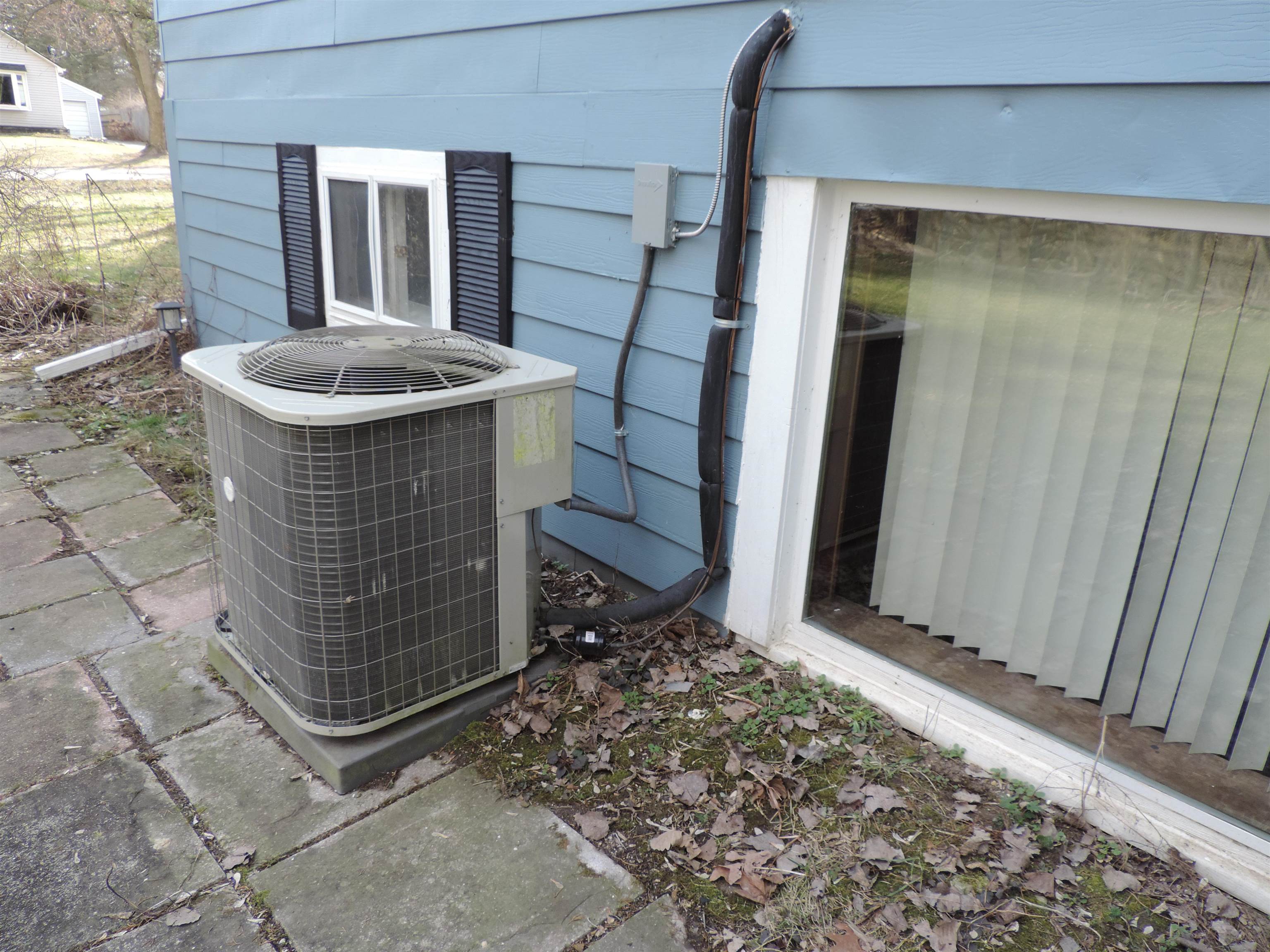 2791 Carpenter Road Lapeer, MI 48446 - Photo 50 of 57 50169317-ec4ca546-d2d5-4cd7-9498-69829bb611c1.JPG