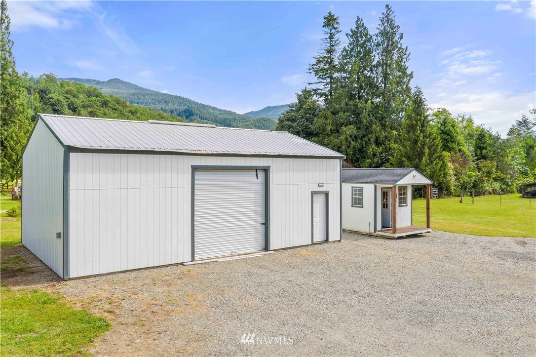 7281 Russell Road Concrete, WA 98237 - Photo 3 of 38 Gallery Image 3