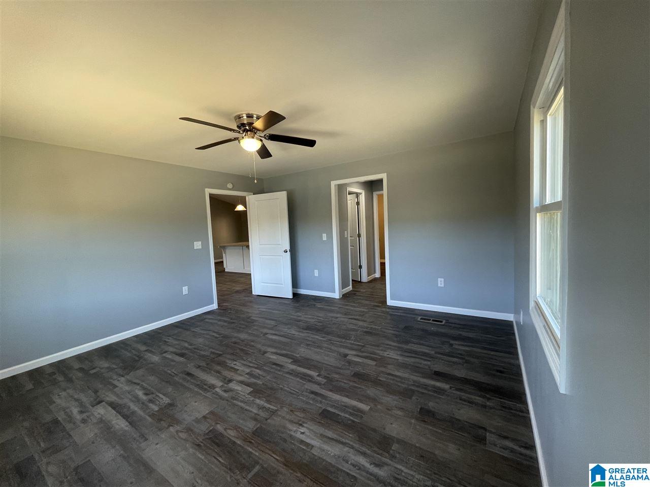 438 Lakeshore Circle Warrior, AL 35180 - Photo 16 of 38