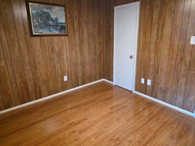 $2,195 | 2121 Redwood Street, Kemah, TX 77565