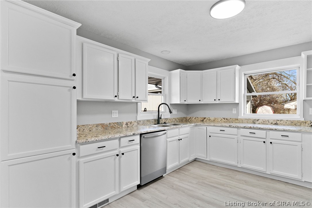 4910 South Hanover Saluda Road Hanover, IN 47243 - Photo 11 of 31