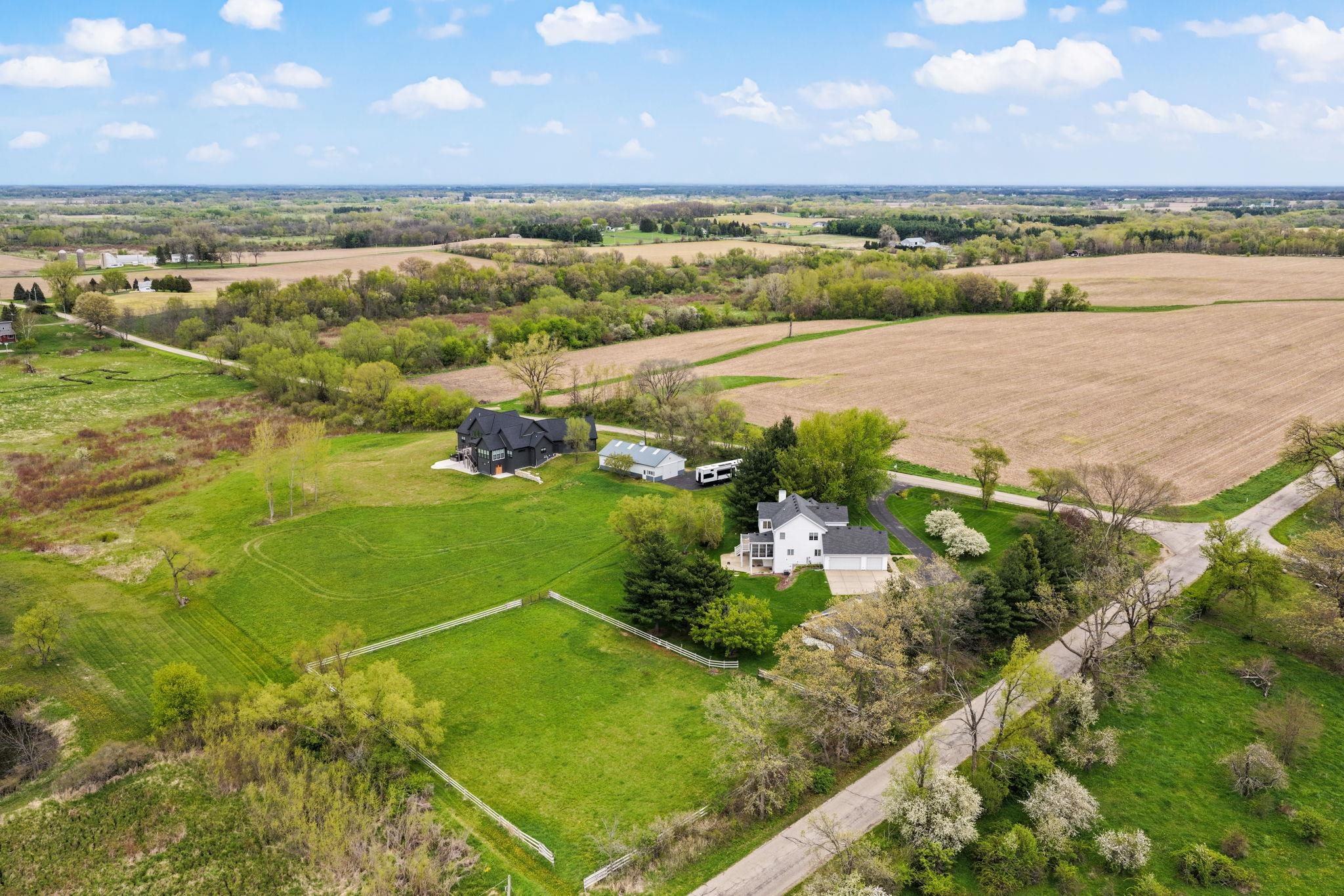 5 Shady Willow Road Brooklyn, WI 53521 - Photo 16 of 71