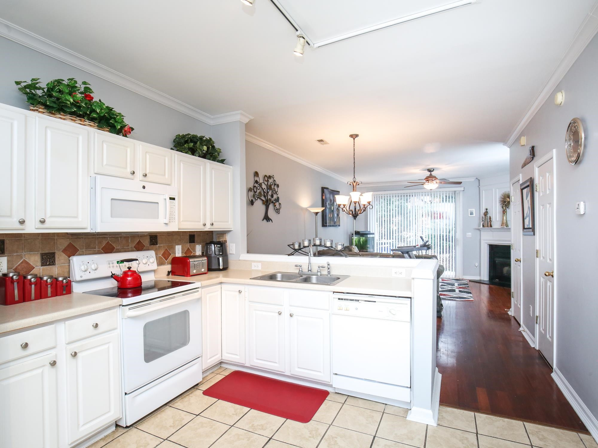 1714 Sorrell Brook Way Raleigh, NC 27609 - Photo 7 of 29 Photo 8