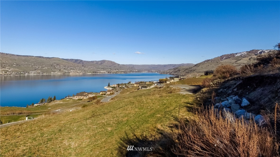 302 Clos Chevalle Road Chelan, WA 98816 - Photo 10 of 15 Gallery Image 10