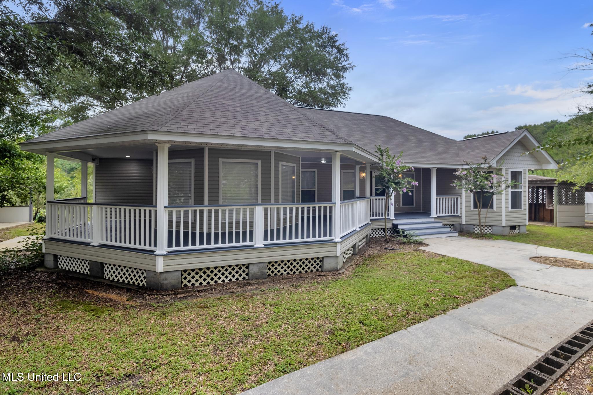 42 Boone Road Perkinston, MS 39573 - Photo 3 of 67 IMG_7681