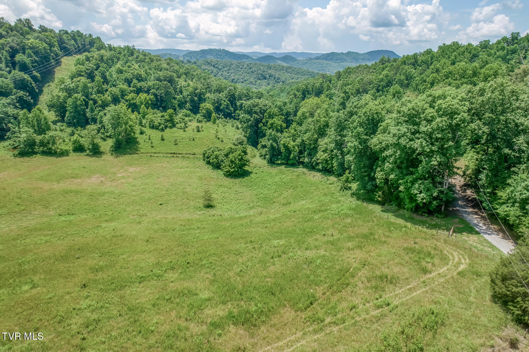 2083 Bundren Mountain Road Tazewell, TN 37879 - Photo 14 of 42 2083 Bundren Mountain Rd-37