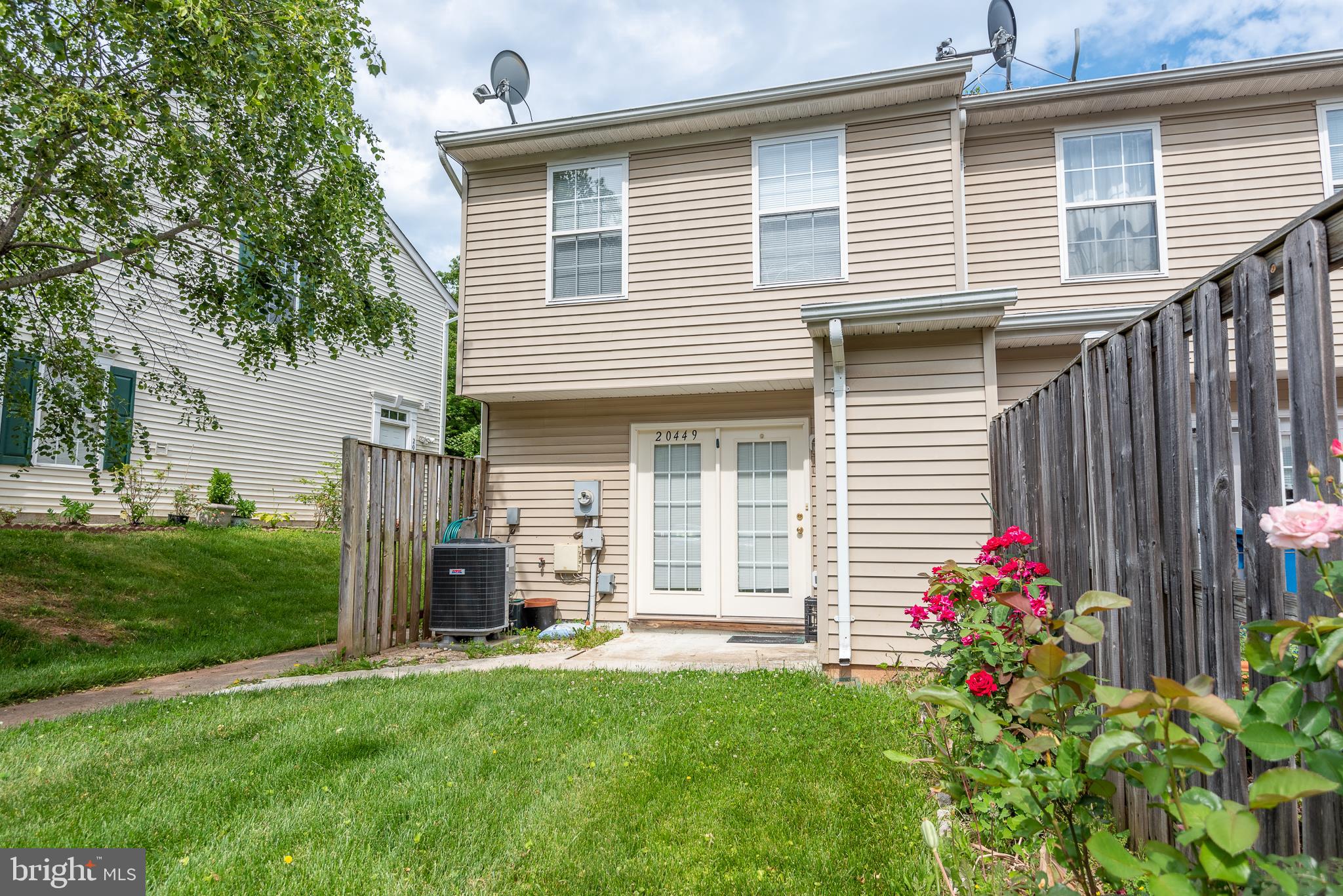 20449 River Ripple Square Sterling, VA 20165 - Photo 7 of 35